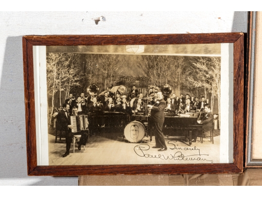 Vintage 1973-74 DDR Portfolio Of Prints Along With A Collection Of Other Prints