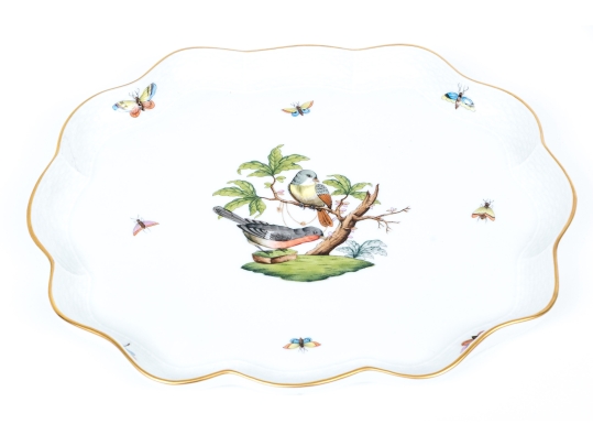 Herend Hungary Hand-Painted Porcelain Scalloped Tray, Rothschild Bird (RO) Pattern