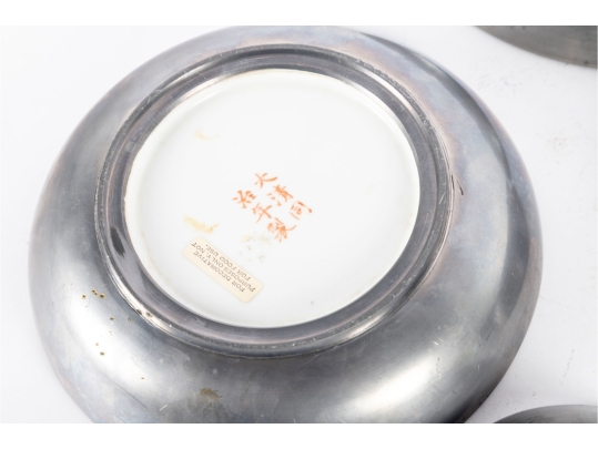 Collection Of Japanese Porcelain Bowls Decorated In Hong Kong