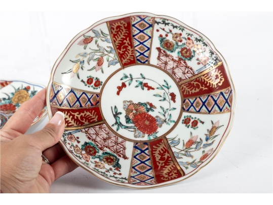 Pair Of Japanese Imari Hand-Painted Porcelain Plates