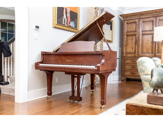 Yamaha G2 Baby Grand Piano
