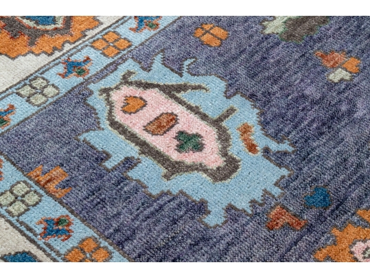 HAND KNOTTED INDIAN OUSHAK ROOM SIZE CARPET - 11' 10