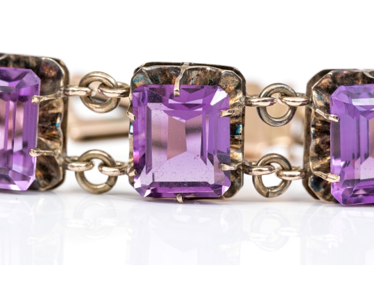 14K Tasteful Amethyst Set Bracelet