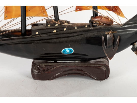 Chinese Horn Carving Craft Ship