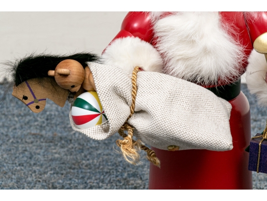 Collection Of 15 Pieces Of Christmas Related Decoration