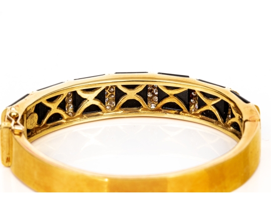 La Triomphe 18k Yellow Gold Stunning Vintage Black Onyx And Pave Diamond Bangle Bracelet