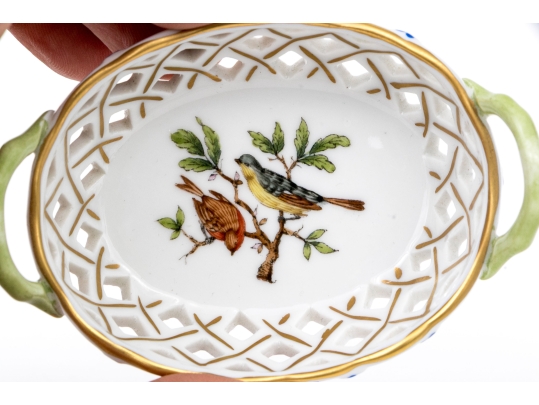 Herend Hungary Hand-Painted Porcelain Openwork Basket - Rothschild Bird (RO) Pattern