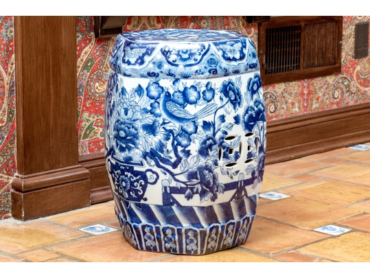 Decorative Chinese Blue And White Porcelain Garden Stool