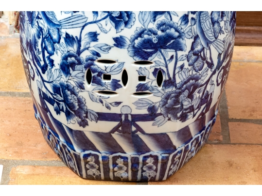 Decorative Chinese Blue And White Porcelain Garden Stool