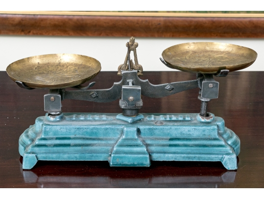 Antique Painted Cast Iron Scale