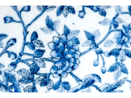 Decorative Chinese Porcelain Centerpiece Bowl