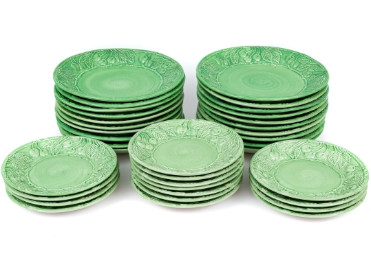 Fioriware Green Foliate Moulded Ceramic Plates
