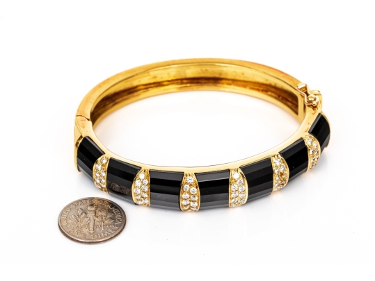 La Triomphe 18k Yellow Gold Stunning Vintage Black Onyx And Pave Diamond Bangle Bracelet