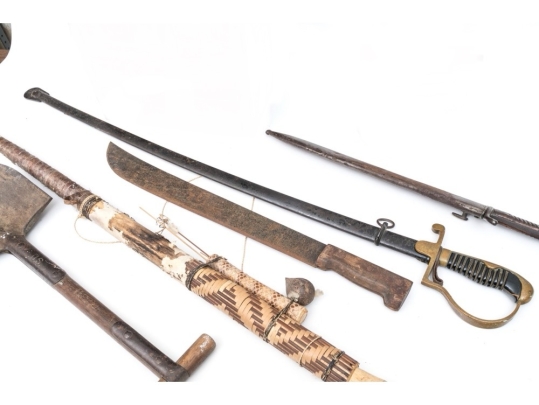 Lot: Shovel, Blowgun, Machete, Sword And Bayonet 