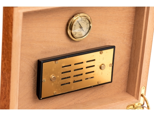 Quality Elie Bleu Paris Burl Veneered Humidor