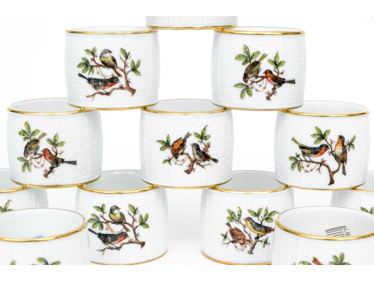 Set Of Twelve Herend Hand-Painted Porcelain Napkin RIngs, Rothschild Bird (RO) Pattern