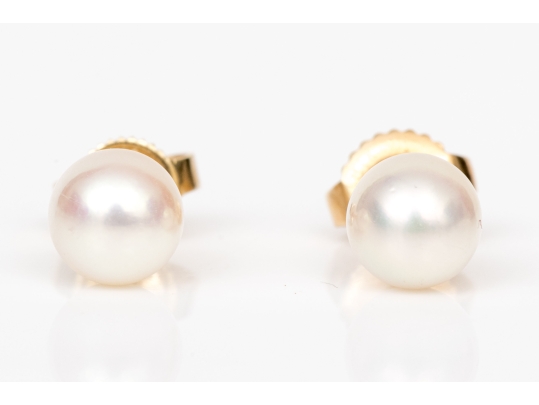 Mikimoto 18k Yellow Gold Beautiful 6.25 Mm Cultured Pearl Stud Earrings