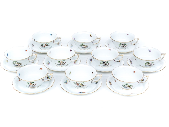 Set Of Ten Herend Hungary Hand-Painted Porcelain Tea Cups And Saucers, Rothschild Bird (RO) Pattern