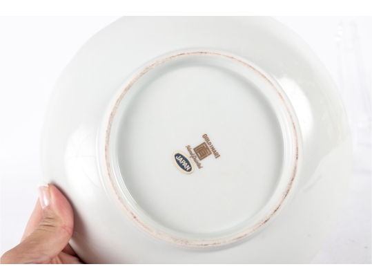 Pair Of Japanese Imari Hand-Painted Porcelain Plates