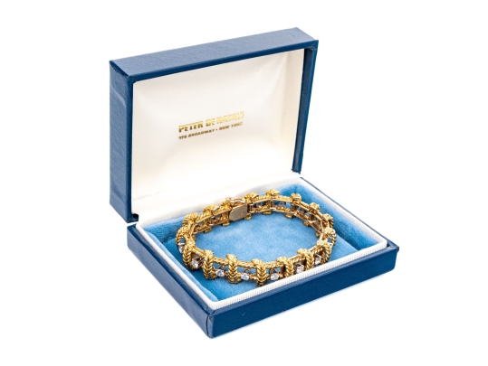 18k Yellow Gold Stunning Vintage Diamond Set Rope Motif Bracelet, App. 2.38 TCW