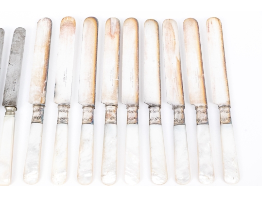 Set Of Antique English Mother Of Pearl Handled Knives, 28 Pieces