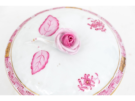 Herend Hungary Hand-Painted Porcelain Lidded Sugar Bowl, Raspberry Chinese Bouquet Pattern