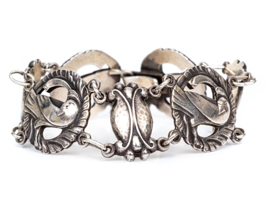 Sterling Silver Vintage Alternating Dove And Bud Motif Link Bracelet