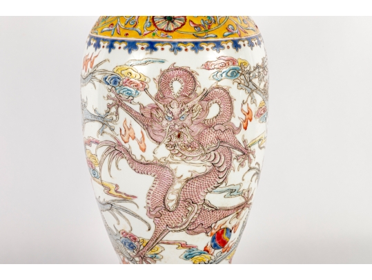 Reproduction Qianlong Rose Famille Porcelain Vase