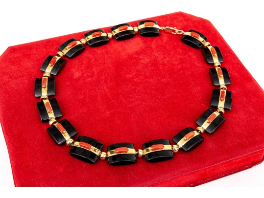 18k Yellow Gold Beautiful Chunky Square Black Onyx Pillow Link And Coral Set Necklace