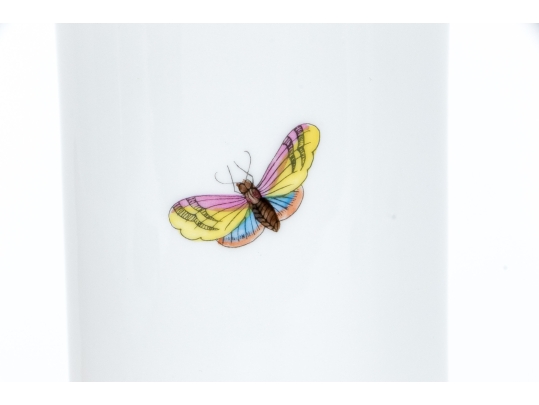 Herend Hungary Hand-Painted Porcelain Vase, Rothschild Bird (RO) Pattern