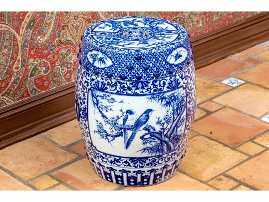 Decorative Chinese Blue And White Porcelain Garden Stool