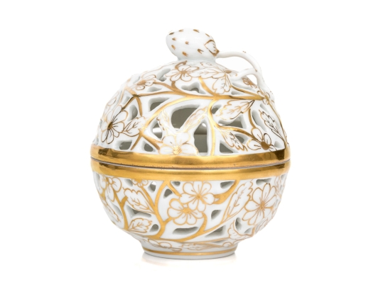 Herend Hungary Hand-Painted Reticulated Porcelain Potpourri Or Covered Box – Gold Floral Design