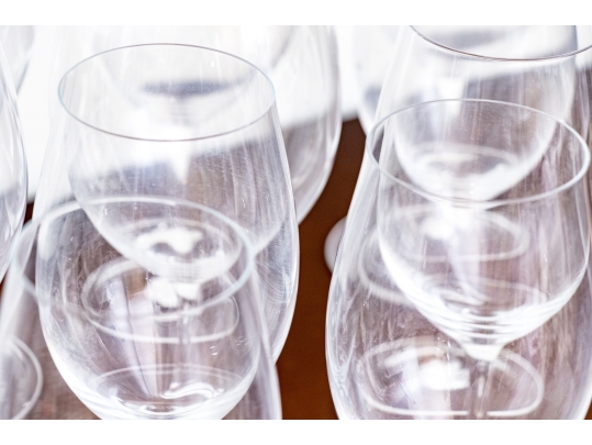 Collection Of Twenty-Three Williams-Sonoma White Wine Goblets, Of Differing Heights