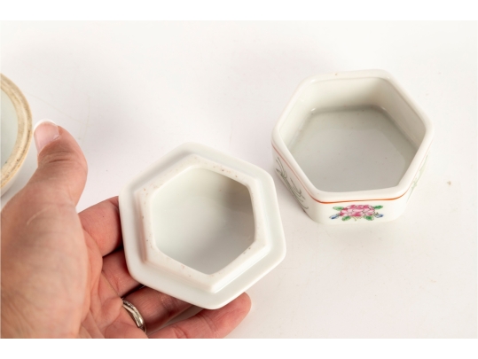 Pair Of Chinese Porcelain Lidded Boxes