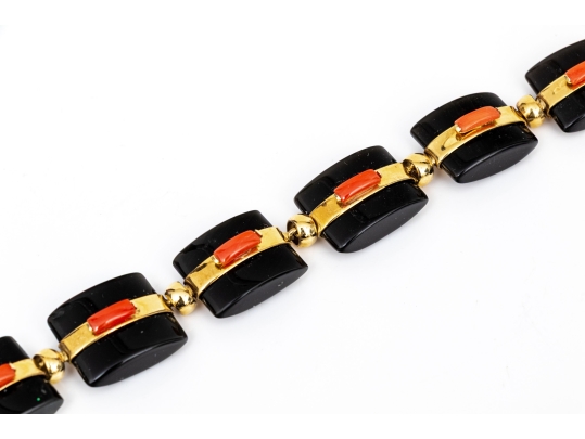 18k Yellow Gold Beautiful Chunky Square Black Onyx Pillow Link And Coral Set Necklace