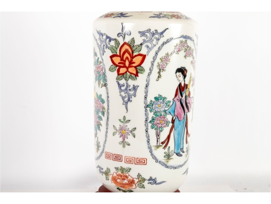 Chinese Famille Rose Porcelain Vase Mounted As A Lamp