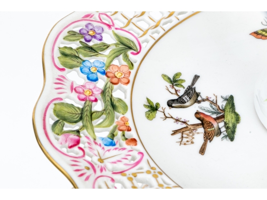 Rare, Exceptional Herend Hungary Hand-Painted Porcelain Three-Tier Server, Rothschild Bird Pattern