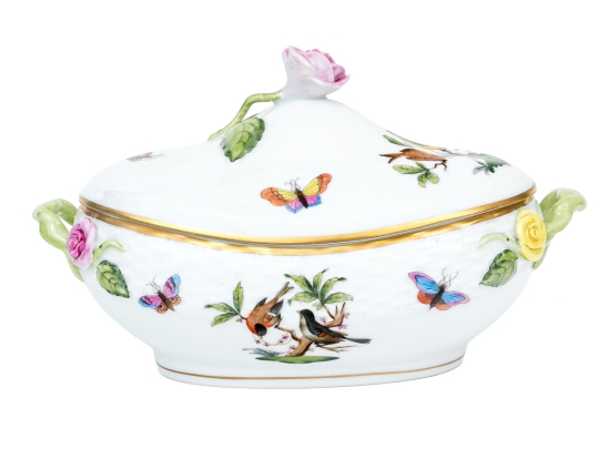 Herend Hungary Hand-Painted Porcelain Covered Bonbon Dish, Rothschild Bird (RO) Pattern