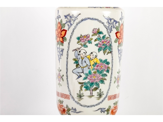 Chinese Famille Rose Porcelain Vase Mounted As A Lamp