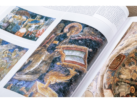 Two Fine Vintage Hard Cover Coffee Table Books