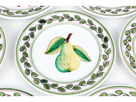 Set Of Fourteen Portuguese Hand-Painted Conimbricer Winterthur Interpretation Ceramic Plates