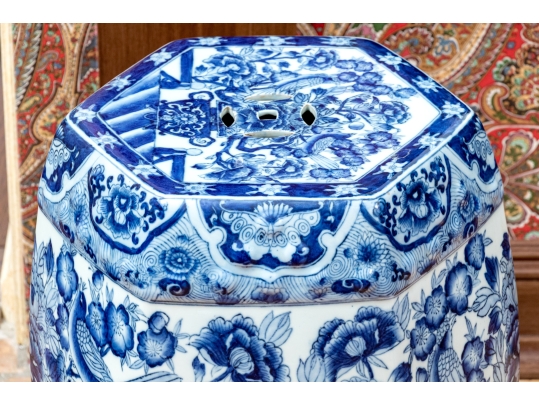 Decorative Chinese Blue And White Porcelain Garden Stool