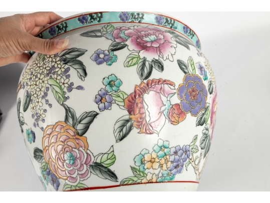 Large Chinese Famille Rose Porcelain Fish Bowl Planter