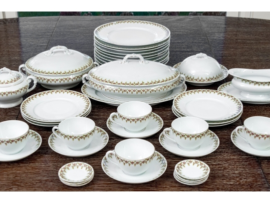 Austrian Thirty-Three Piece Victoria China Set