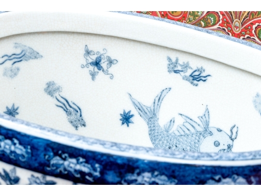 Impressive Decorative Chinese Export Style Twin Handled Porcelain Footbath
