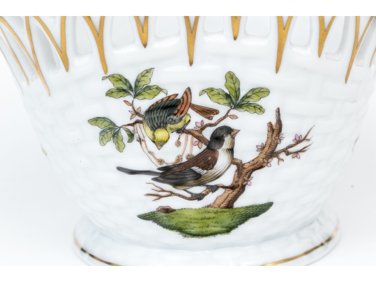 Rare Herend Hungary Hand-Painted Porcelain Openwork Basket Vase, Rothschild Bird (RO) Pattern