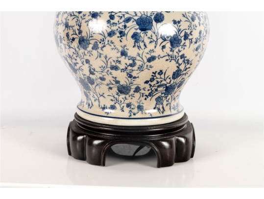 Blue And White Floral Crackle Glaze Ginger Jar Lamp On Wood Base