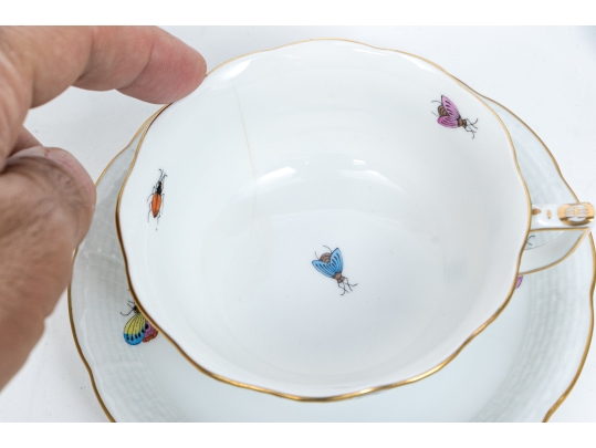 Set Of Ten Herend Hungary Hand-Painted Porcelain Tea Cups And Saucers, Rothschild Bird (RO) Pattern