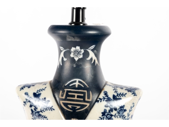 Chinese Blue And White Porcelain Table Lamp