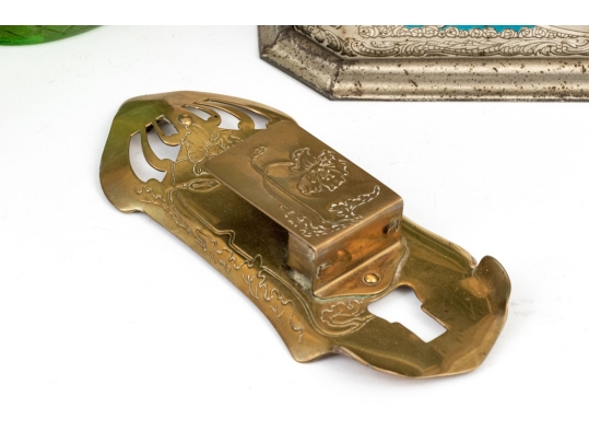 Interesting Table Top Lot